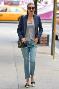Miranda-Kerr_glamour_27sep13_rex_b_426x639