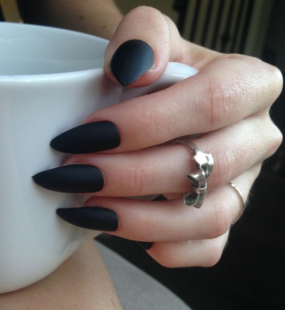 hitam
