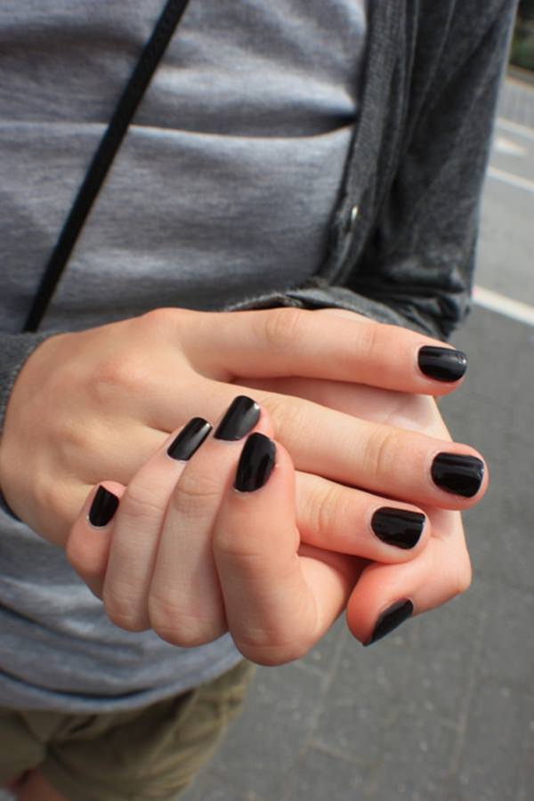 black-and-white-nail-designs-44