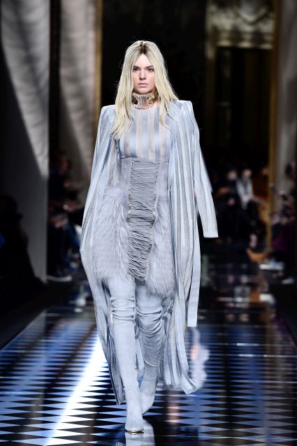 PARIS, FRANCE - MARCH 03: Kendall Jenner walks the runway during the Balmain show as part of the Paris Fashion Week Womenswear Fall/Winter 2016/2017 on March 3, 2016 in Paris, France. (Photo by Pascal Le Segretain/Getty Images)