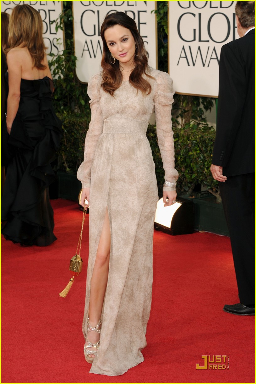 BEVERLY HILLS, CA - JANUARY 16: Actress Leighton Meester arrives at the 68th Annual Golden Globe Awards held at The Beverly Hilton hotel on January 16, 2011 in Beverly Hills, California. (Photo by Jason Merritt/Getty Images)