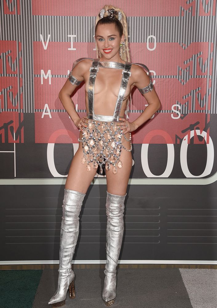 attends the 2015 MTV Video Music Awards at Microsoft Theater on August 30, 2015 in Los Angeles, California.