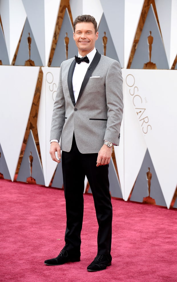 ryan-seacrest-55e1a1db-92c5-45ba-a5d5-d10735de6eac