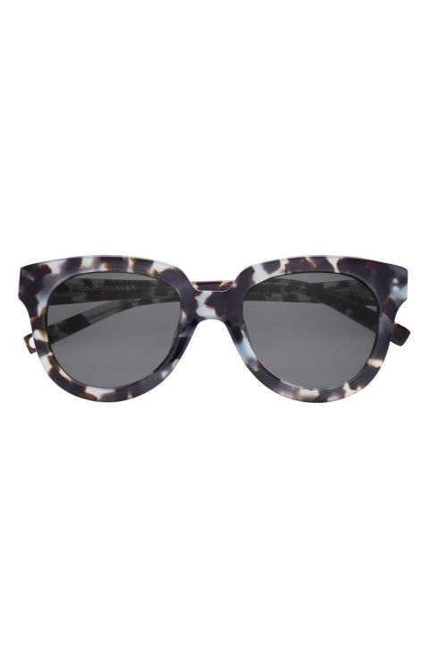 gallery-1460130031-warby-parker-banks-sunglasses