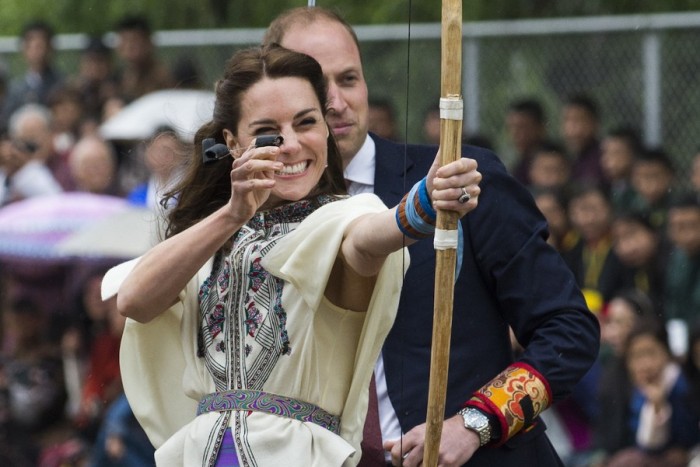 kate-middleton-bow-arrow