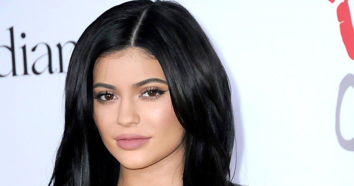 kylie-jenner-zoom-fc213c8a-49eb-41c1-85c6-a7bc88593a41