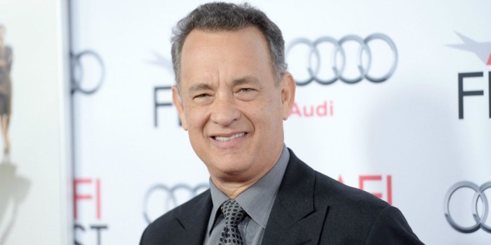 landscape-1444403351-tom-hanks-normal-hair