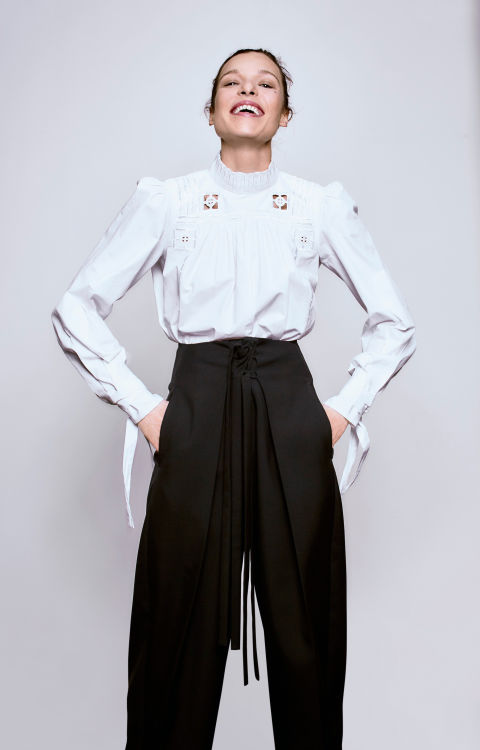 elm060116shopssamira_004