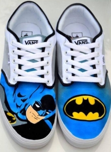 15 Sepatu bertema film kartun ini keren abis, bikin pengen ngoleksi!