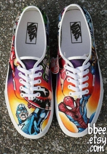 sepatu kartun