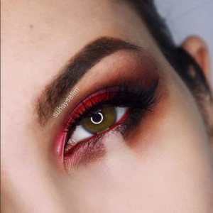 Eyeshadow Suhay Salim