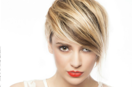 Short-Hairstyle-with-Side-Swept-Bangs-500x333-14342248243
